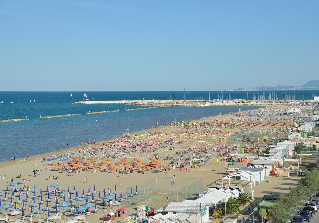 Hotel Bel Sit Senigallia Kültér fotó