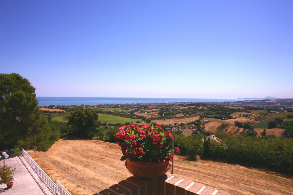 Hotel Bel Sit Senigallia Kültér fotó