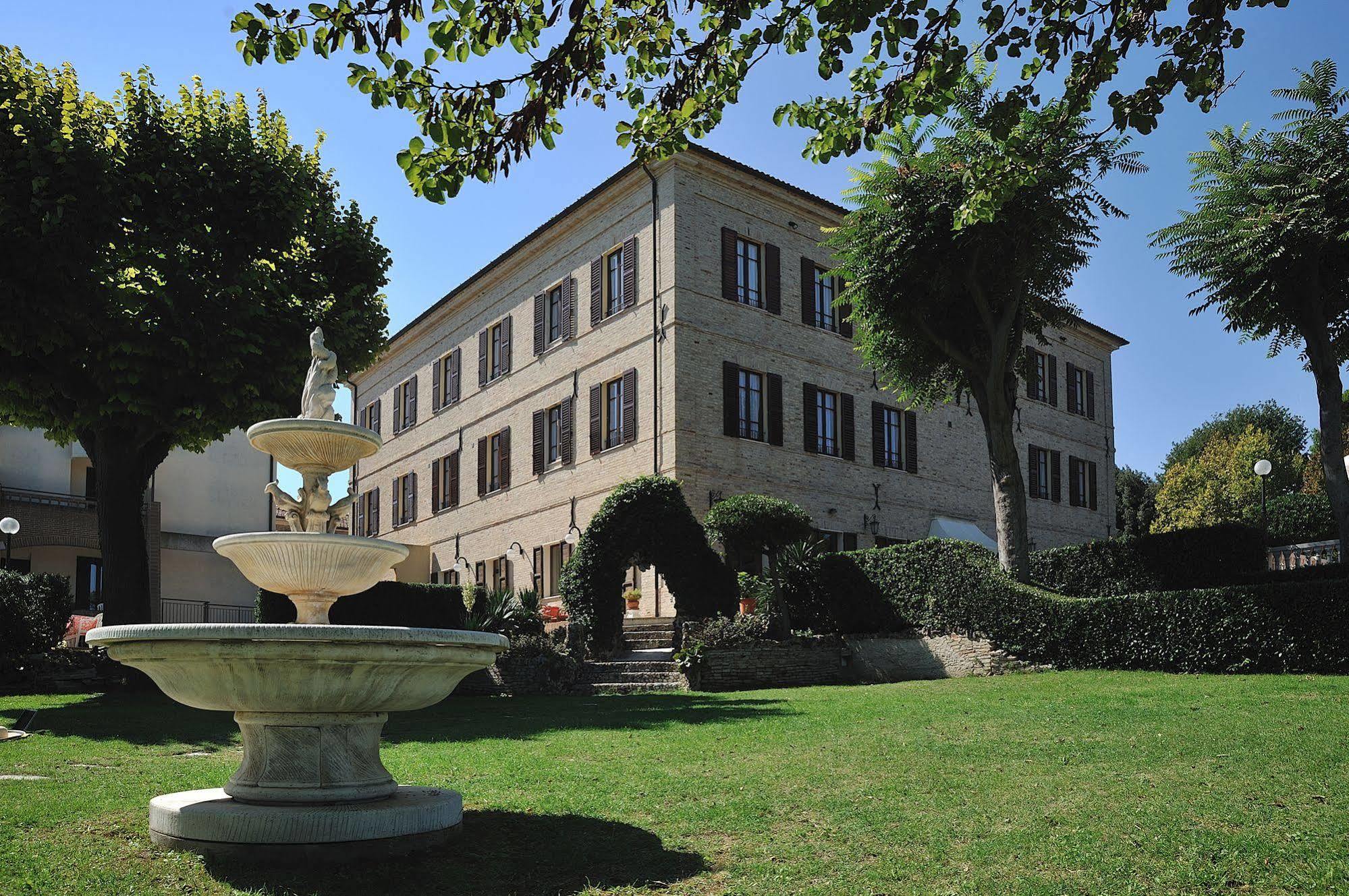 Hotel Bel Sit Senigallia Kültér fotó